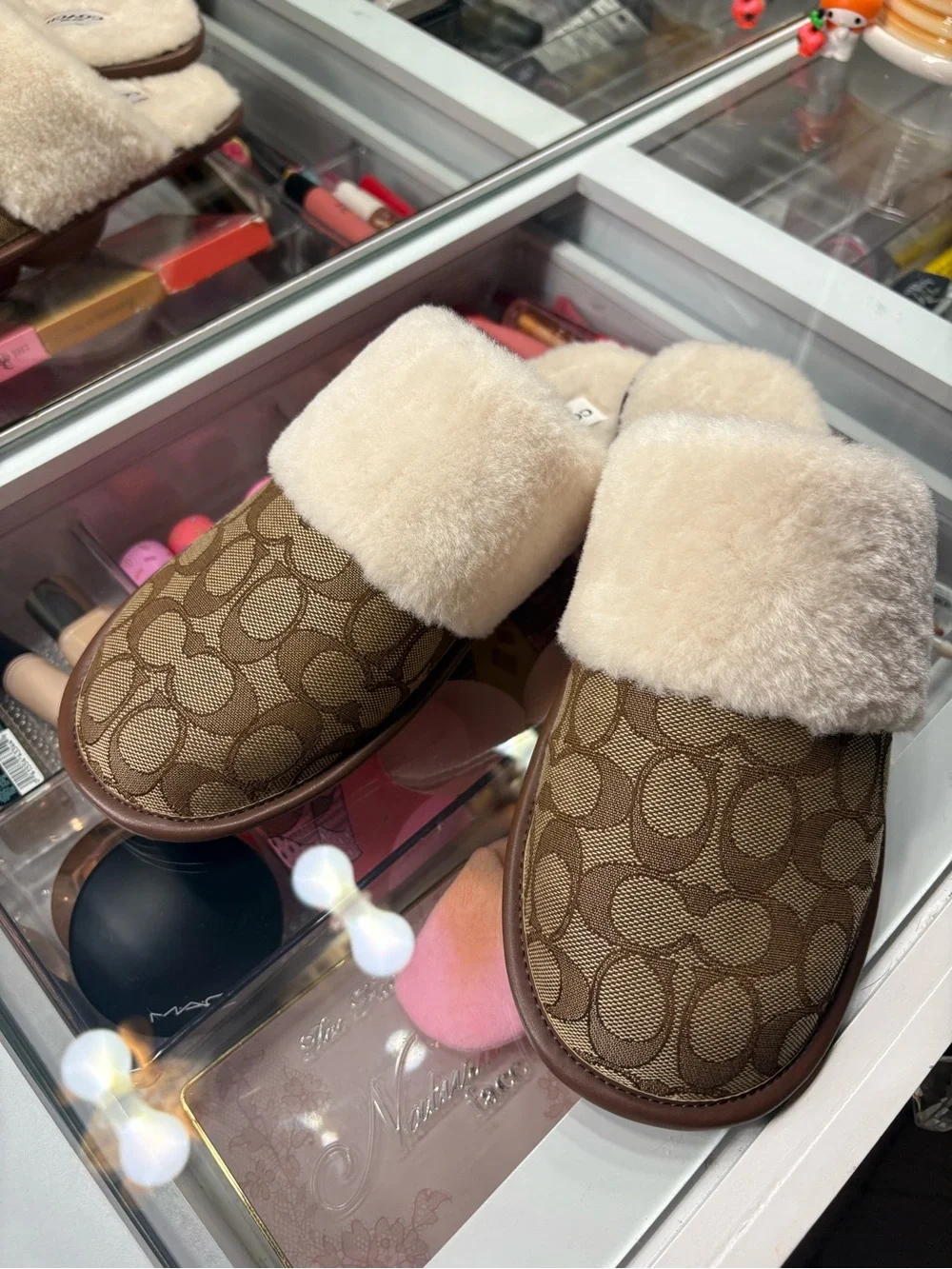Coach brown and white cuffed fur slippers 🍂